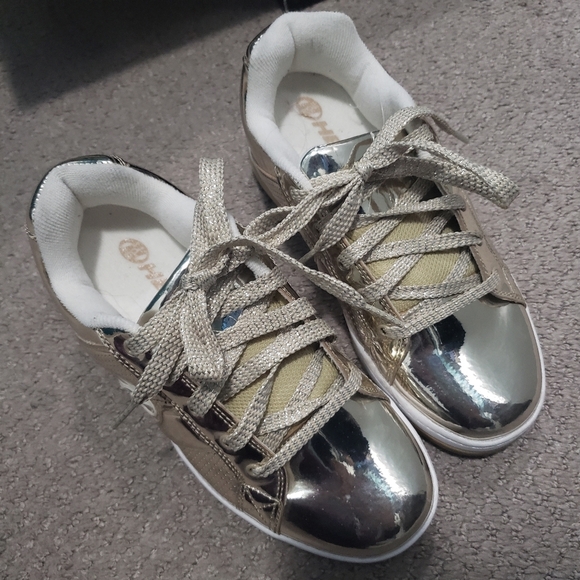 Heelys Split Chrome Gold Sneakers With Wheels Youth4 Women5 Like New - Picture 1 of 5